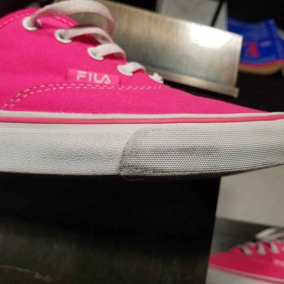 Fila Pink Womens sz 7.5 shoes - Picture 4 of 8